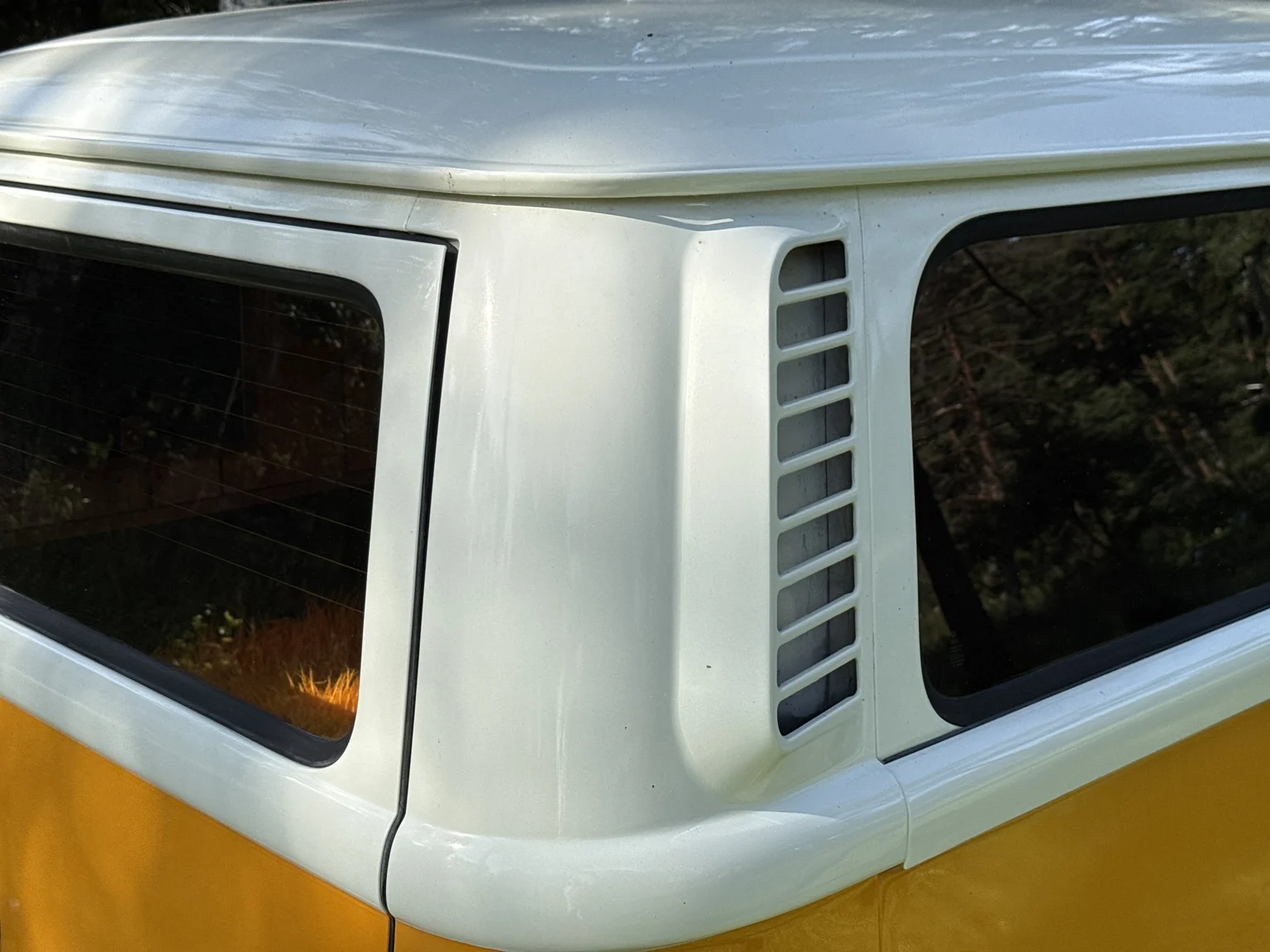 Aussenfoto 1975 Volkswagen Transporter Campervan (41)