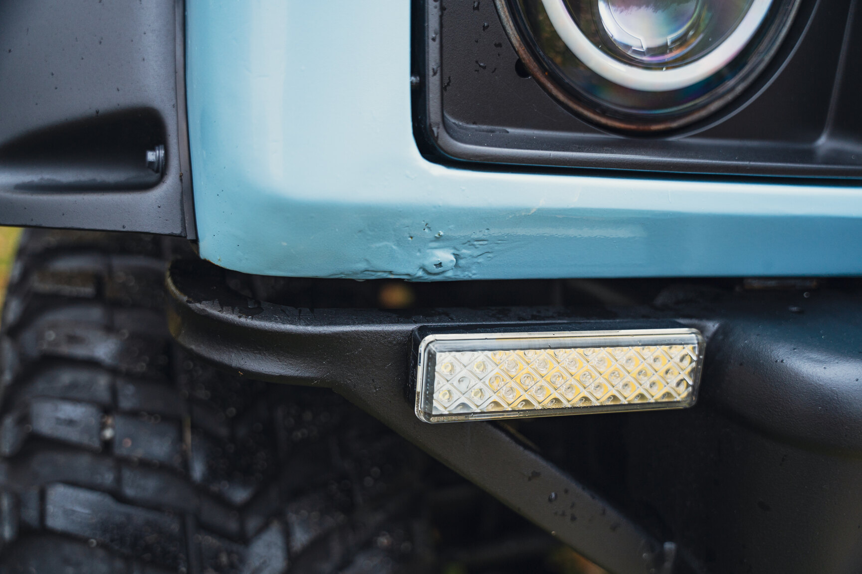 Exterior image of 1987 Suzuki SJ413 A-traktor