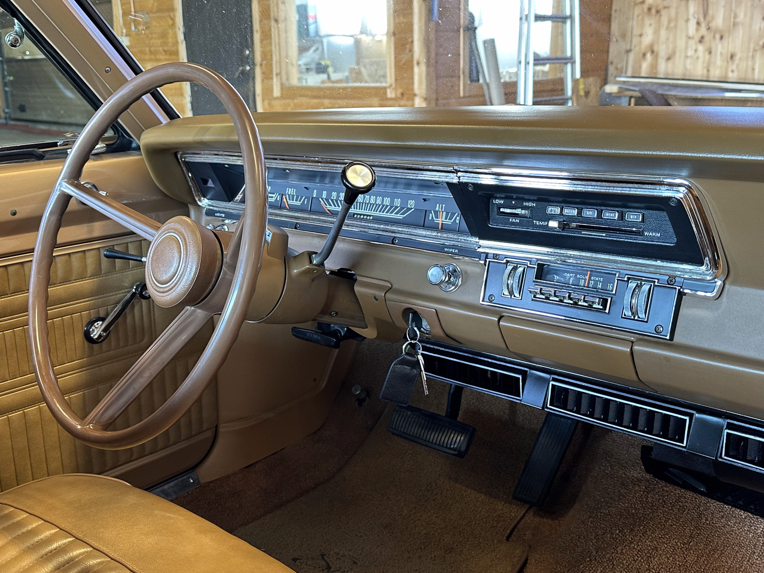 Interiörbild 1969 Dodge Dart Swinger 340