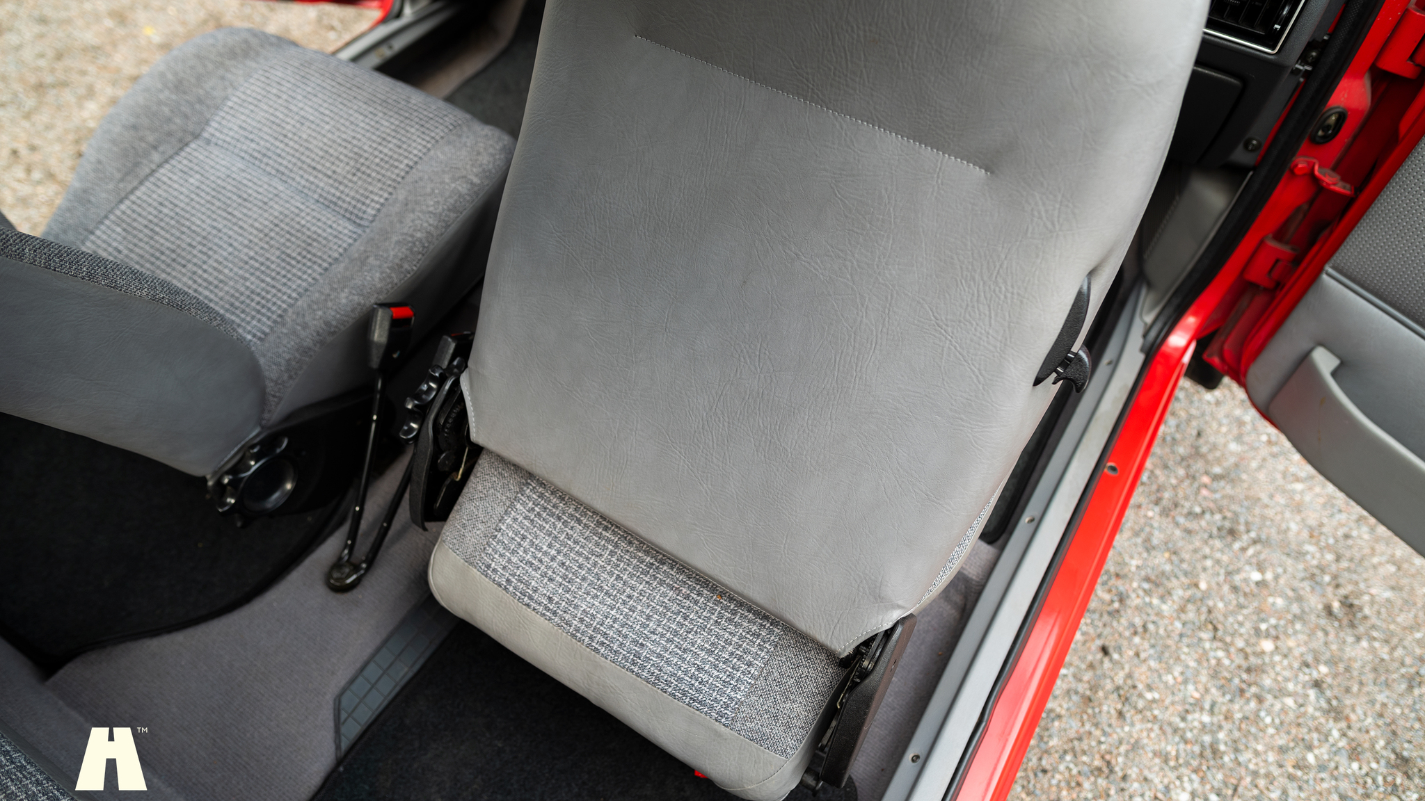 Interiörbild 1986 Ford Escort 1.6 Hatchback 3-door  (42)