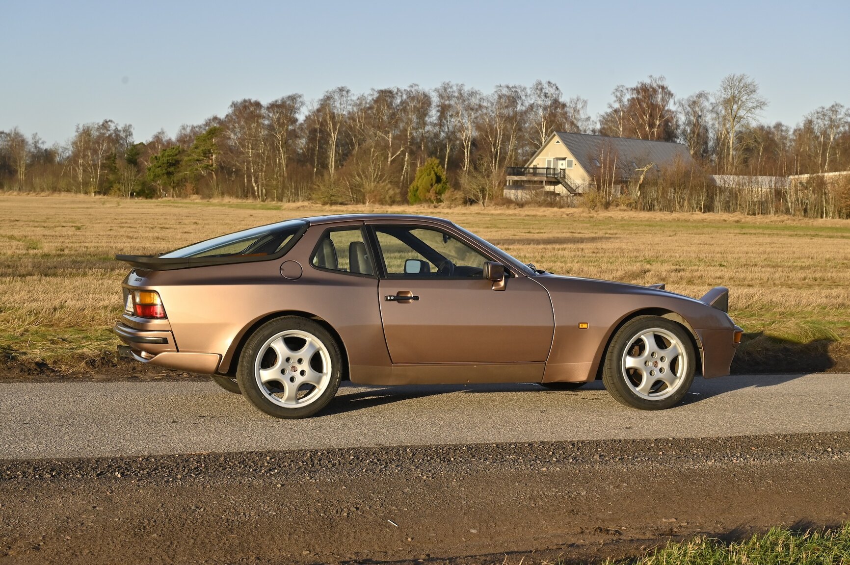 Exteriörbild på 1987 Porsche 944 Automat