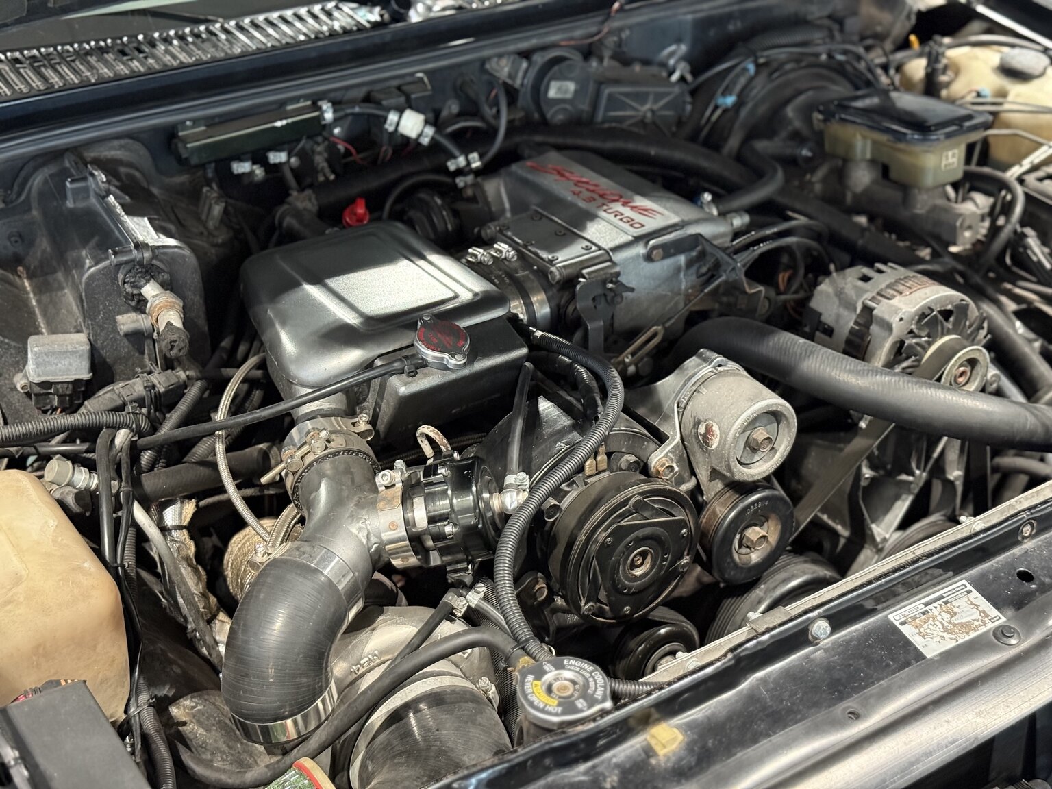 Image of 1992 GMC Typhoon  mechanics