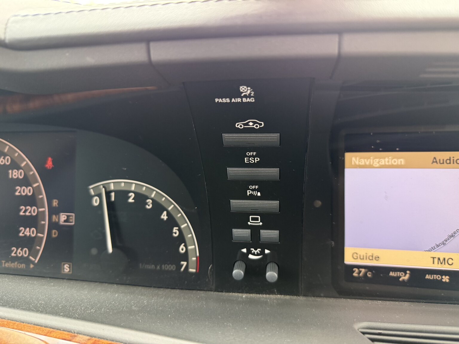 Innenraumfoto von 2007 Mercedes-Benz S 500 L 4Matic 7G-Tronic