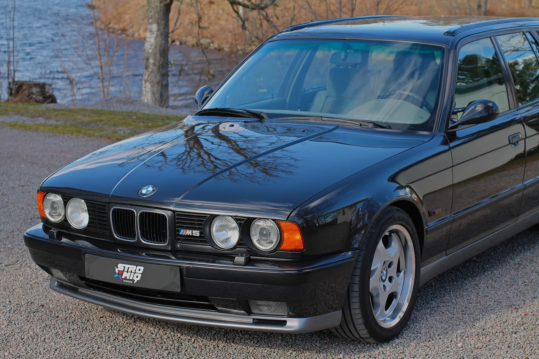 Aussenfoto 1993 BMW E34 M5 Touring  (120)
