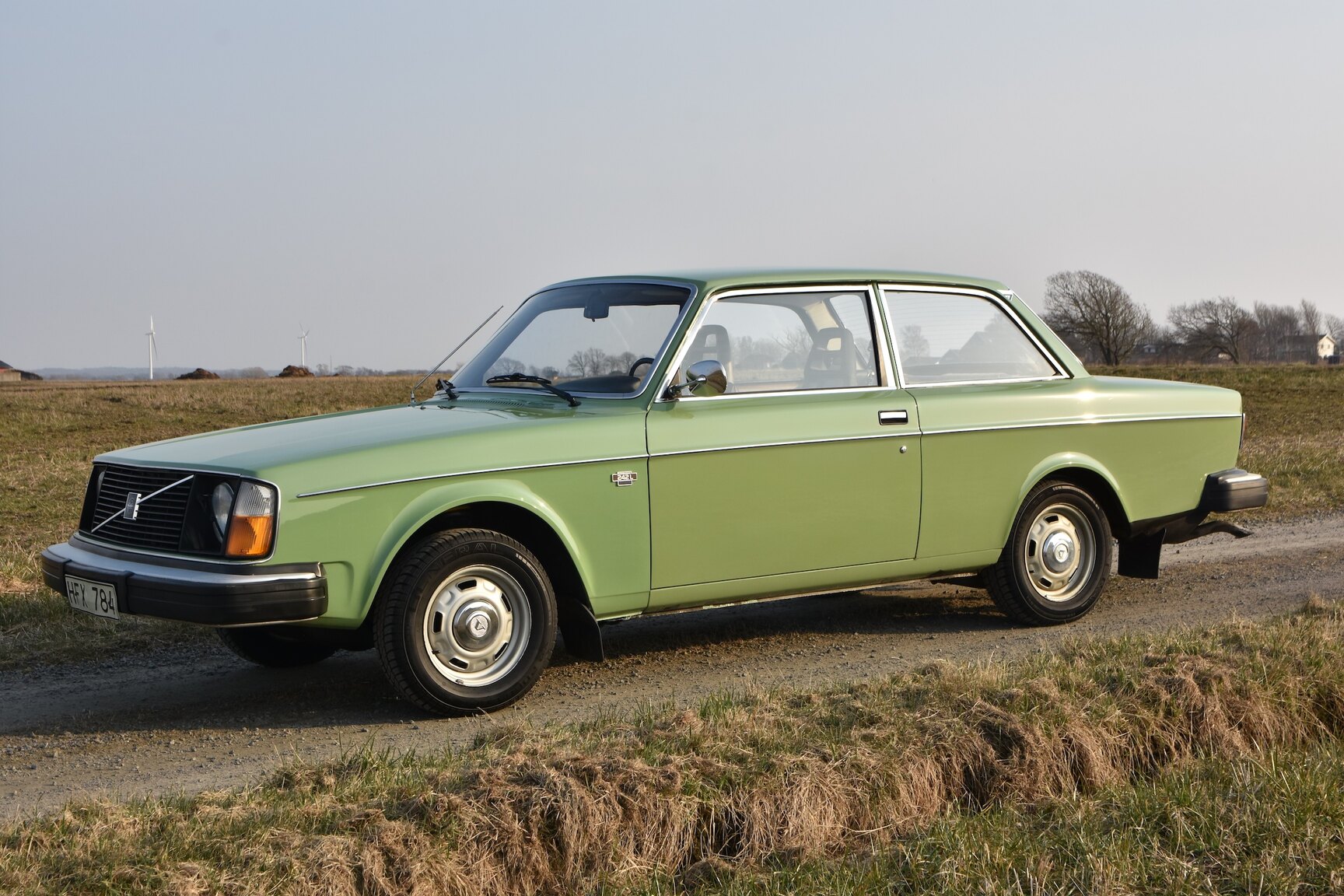 Exterior image of 1975 Volvo 242