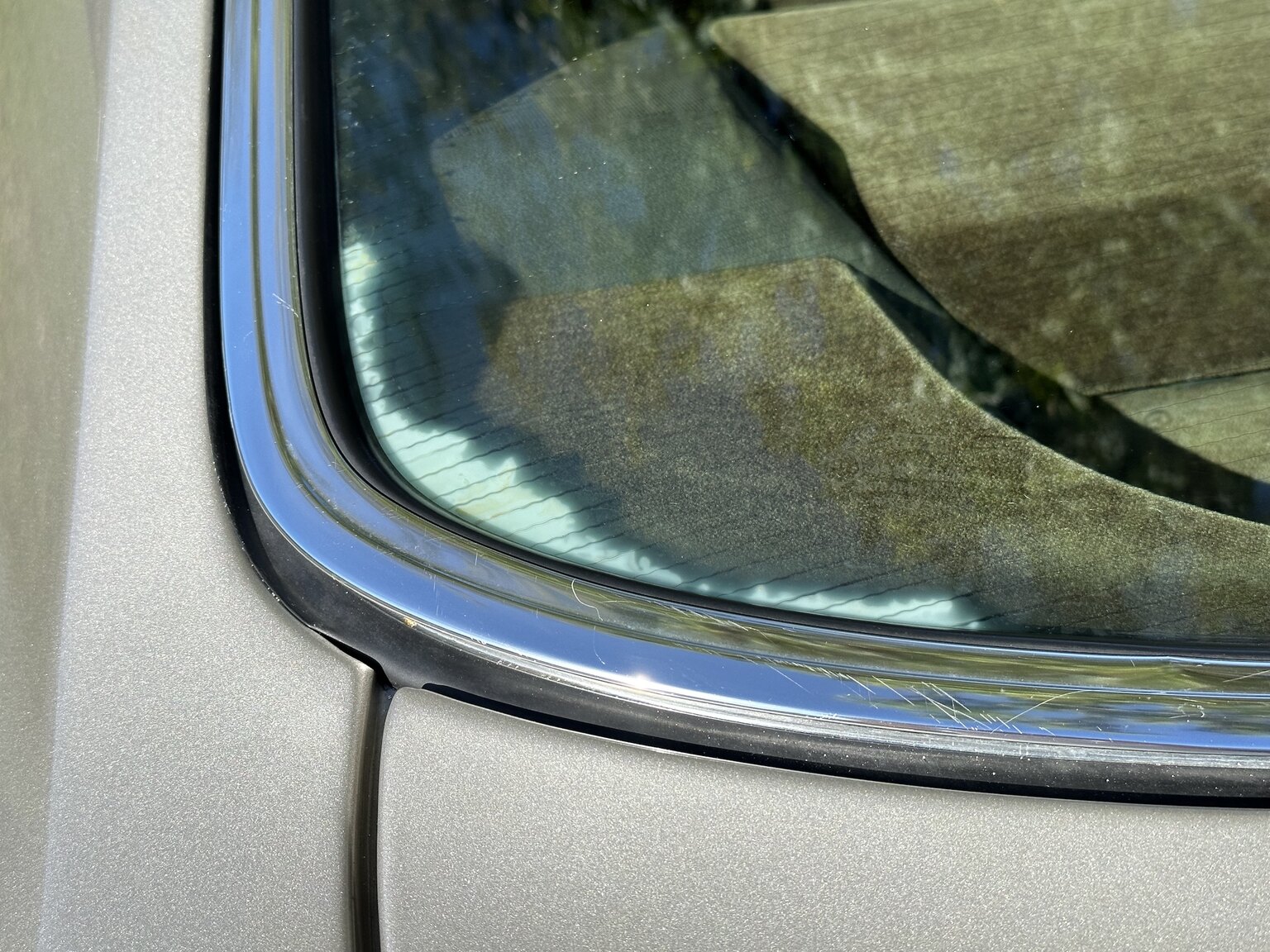 Aussenfoto 1986 Mercedes-Benz 500 SEC (80)