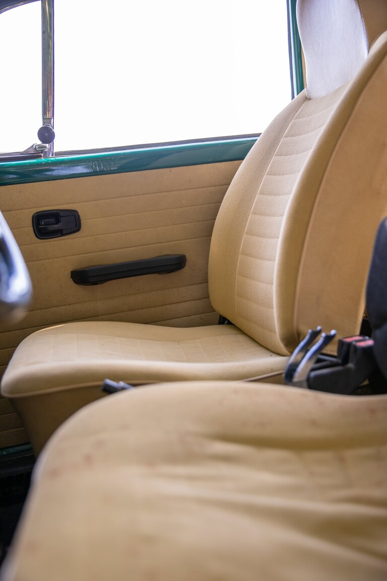Innenraumfoto von 1975 Volkswagen 1303S Beetle