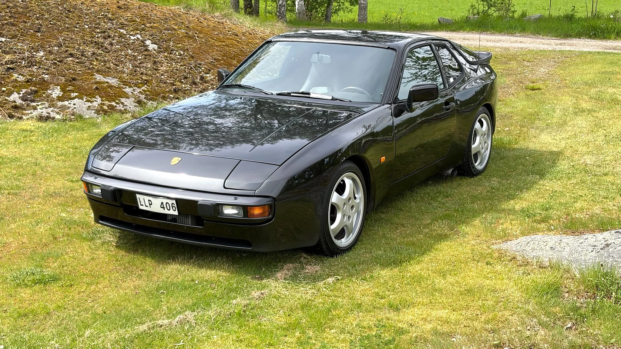 Exteriörbild på 1983 Porsche 944 1,8 TFSI Targa  (1)