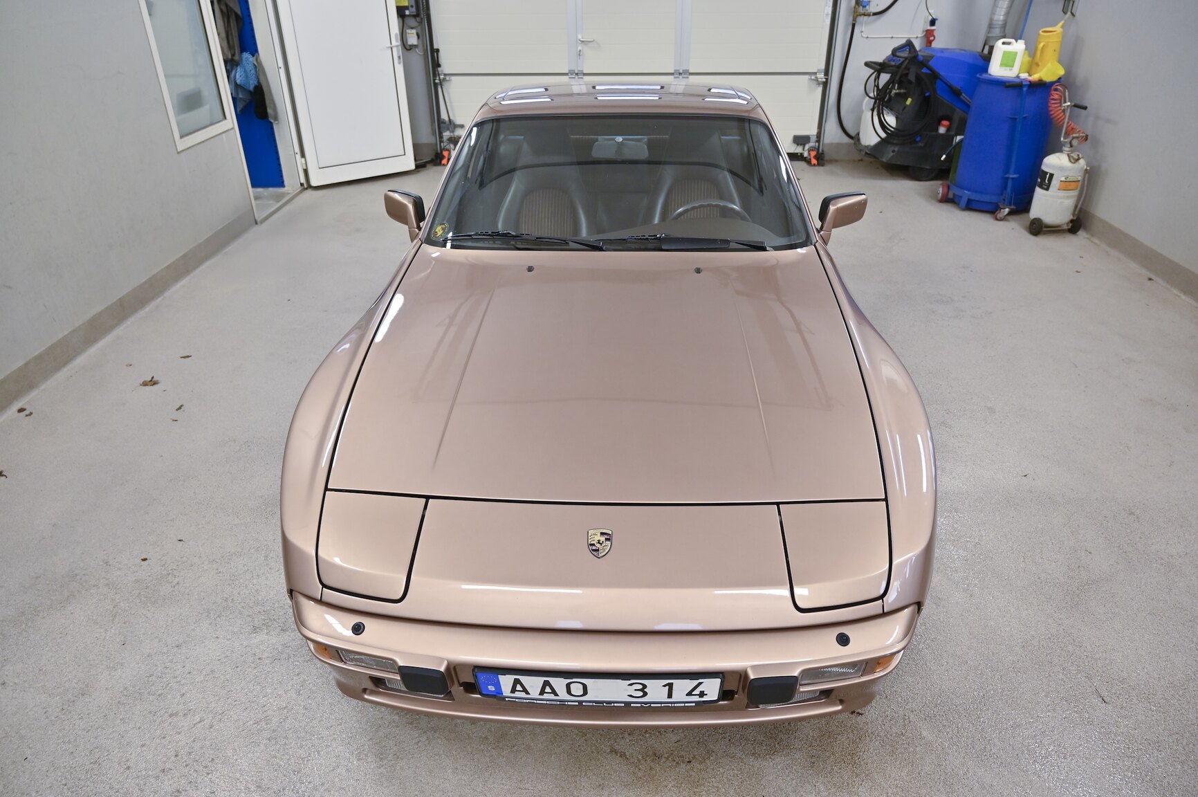 Exteriörbild på 1987 Porsche 944 Automat