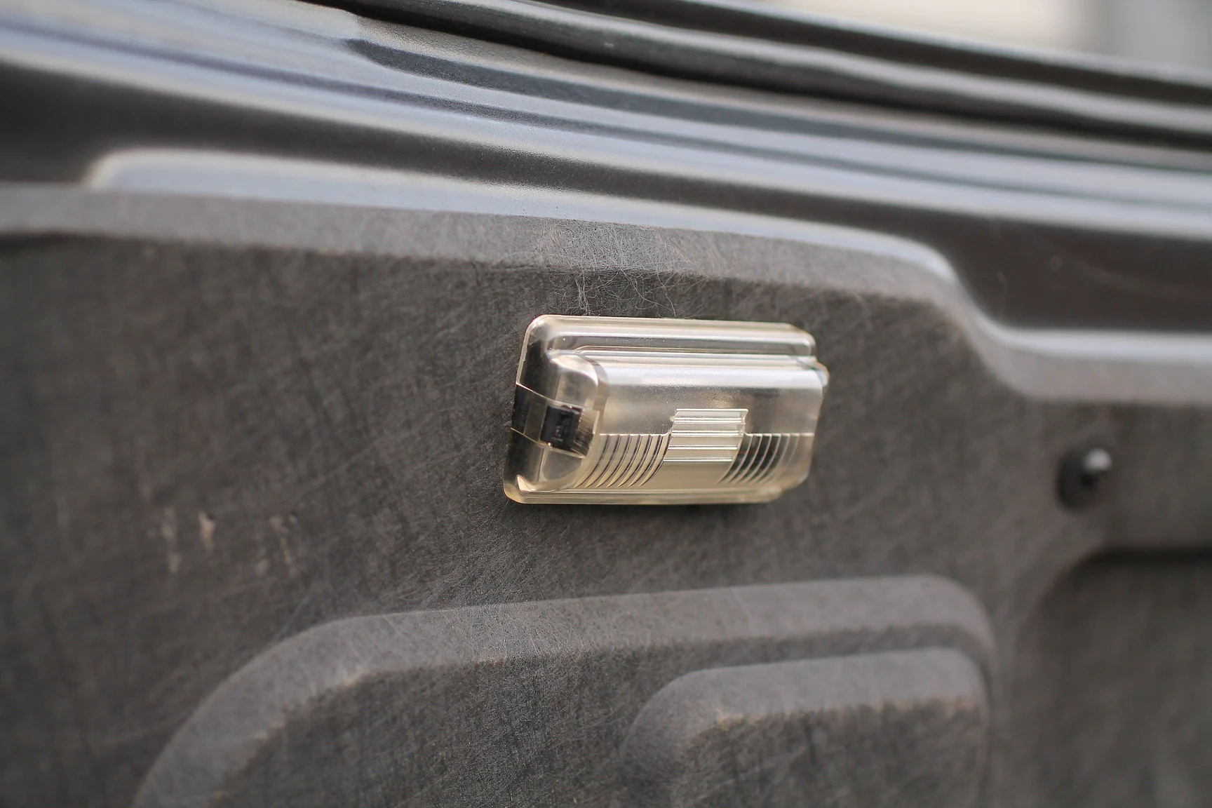 Image of 1993 BMW E34 M5 Touring  (26) mechanics