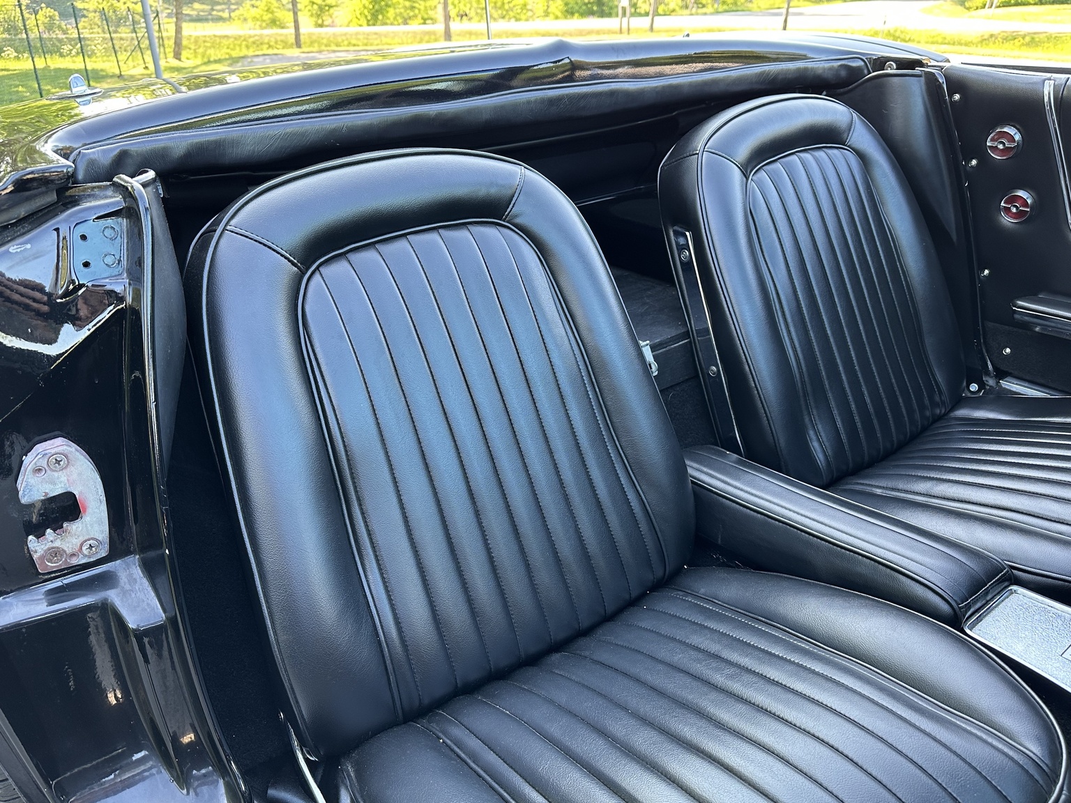 Interiörbild 1964 Corvette C2 Stingray Cabriolet (28)