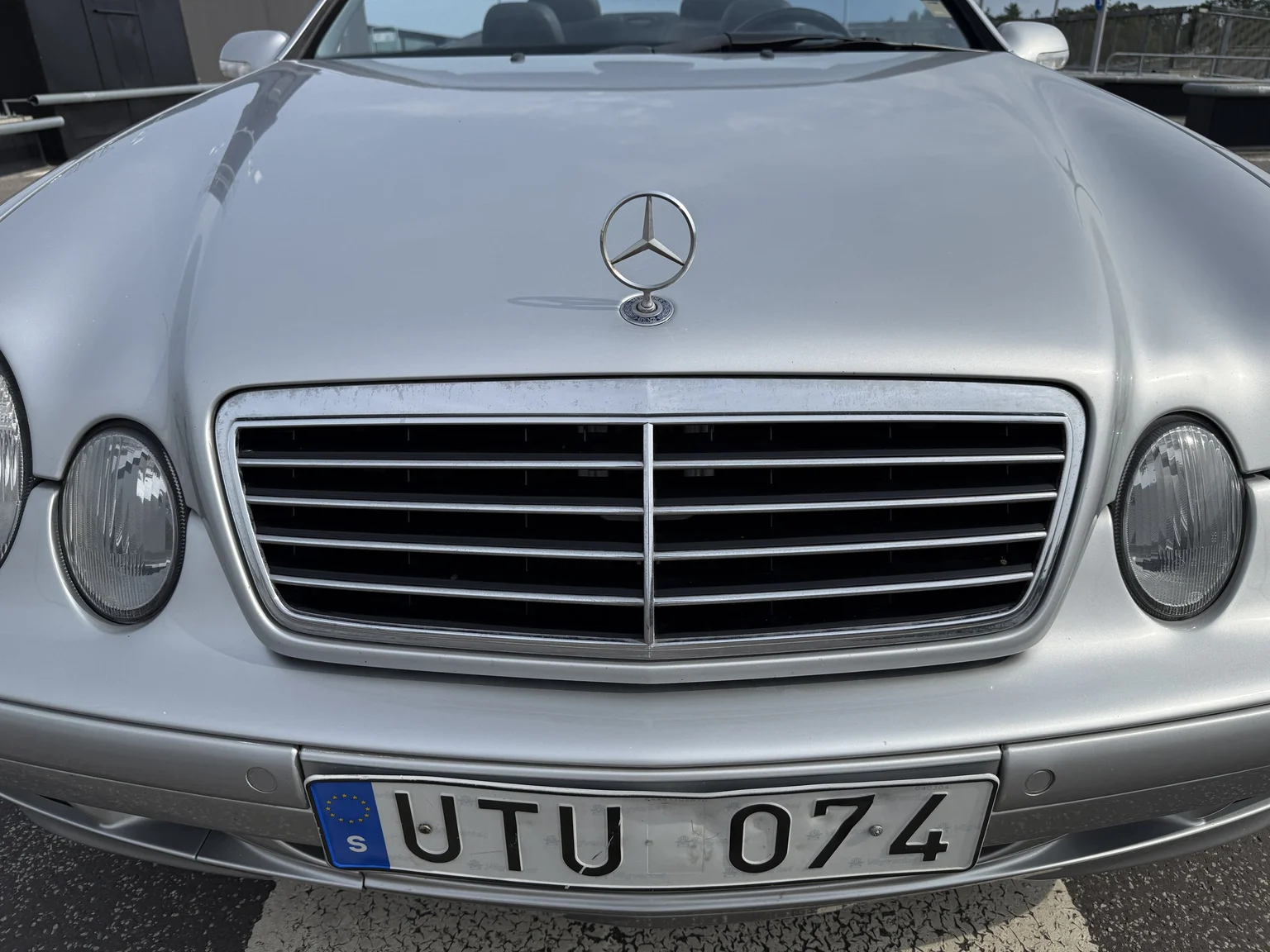 Exteriörbild på 2001 MERCEDES-BENZ CLK 230 Kompressor Cabriolet (21)