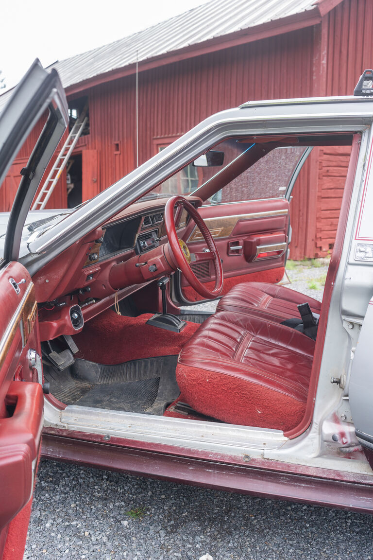 Interior image of 1988 Amc Eagle