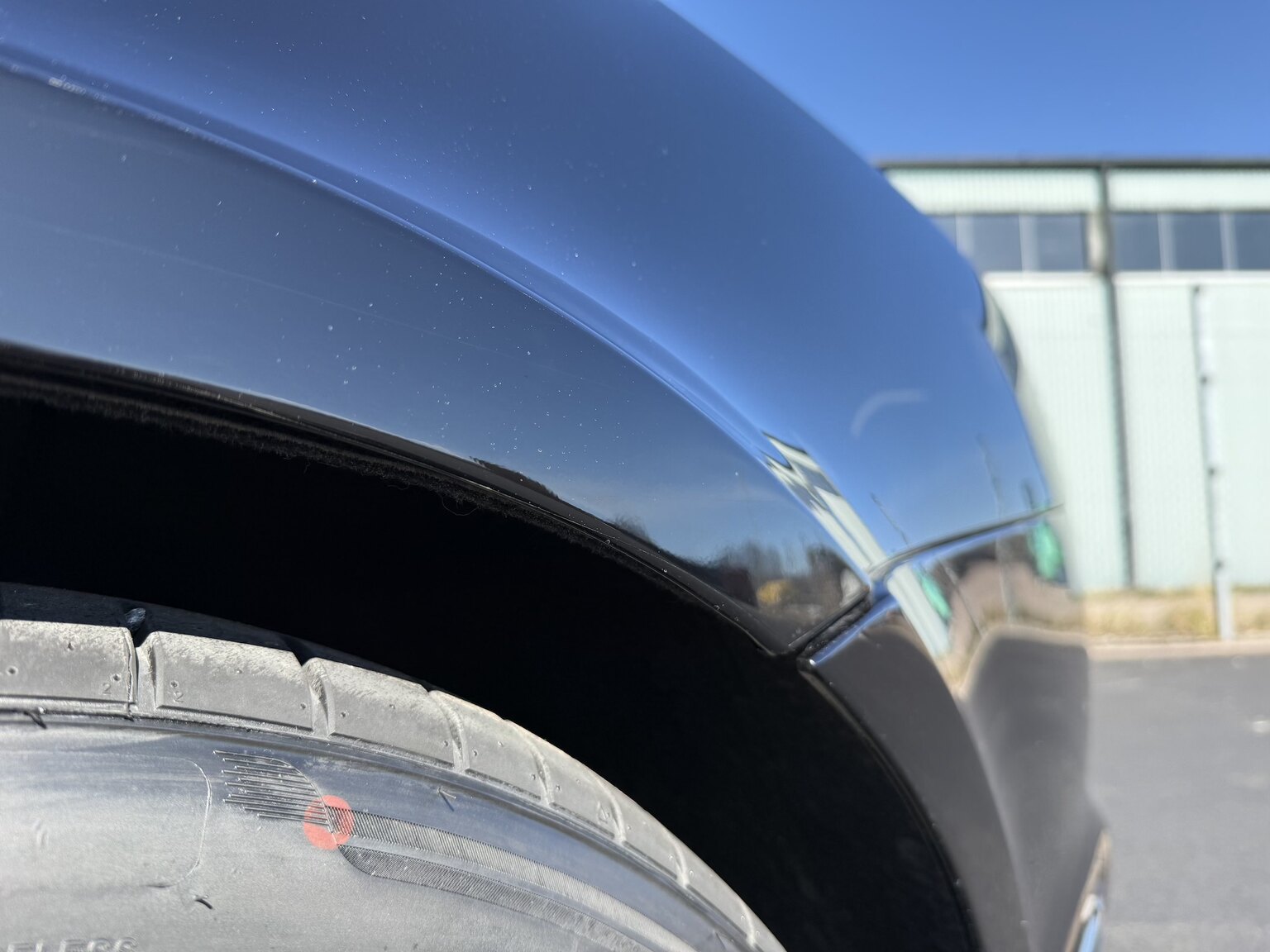 Exteriörbild på 2011 Bentley Continental Supersports