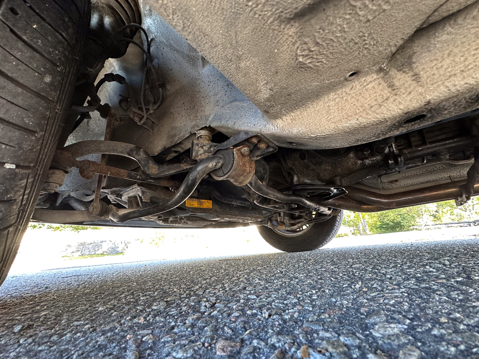 Image of 1994 BMW 520i E34 mechanics