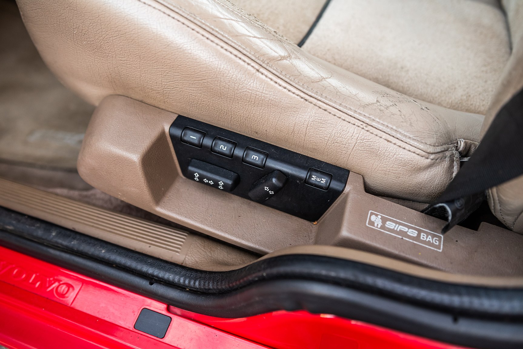 Interior image of 1996 Volvo 850 R