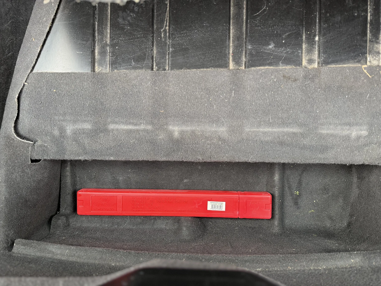 Interior image of 1991 Audi S2 Abt (44)