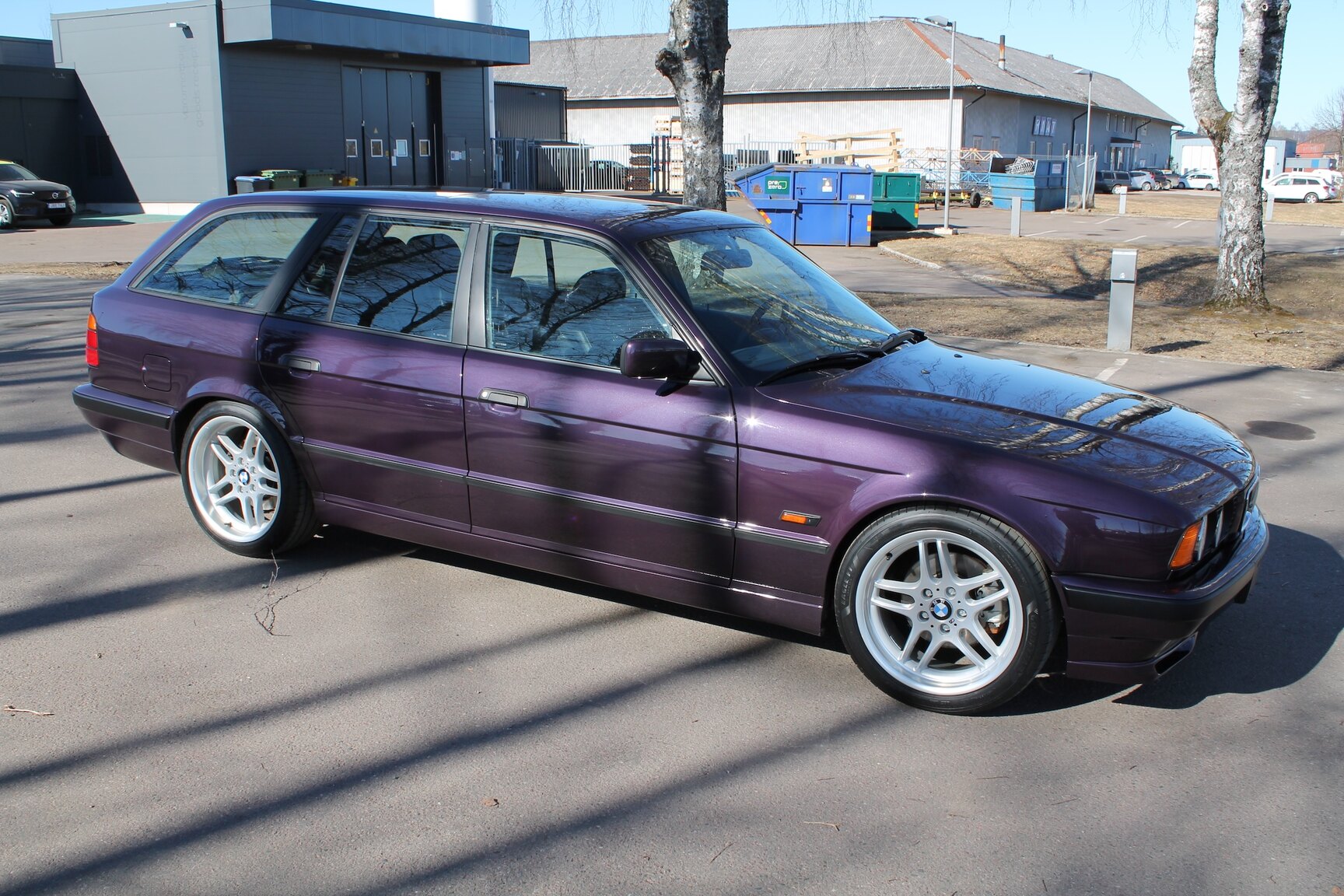 Exteriörbild på 1996 BMW 540i Touring "No Reserve Auction"