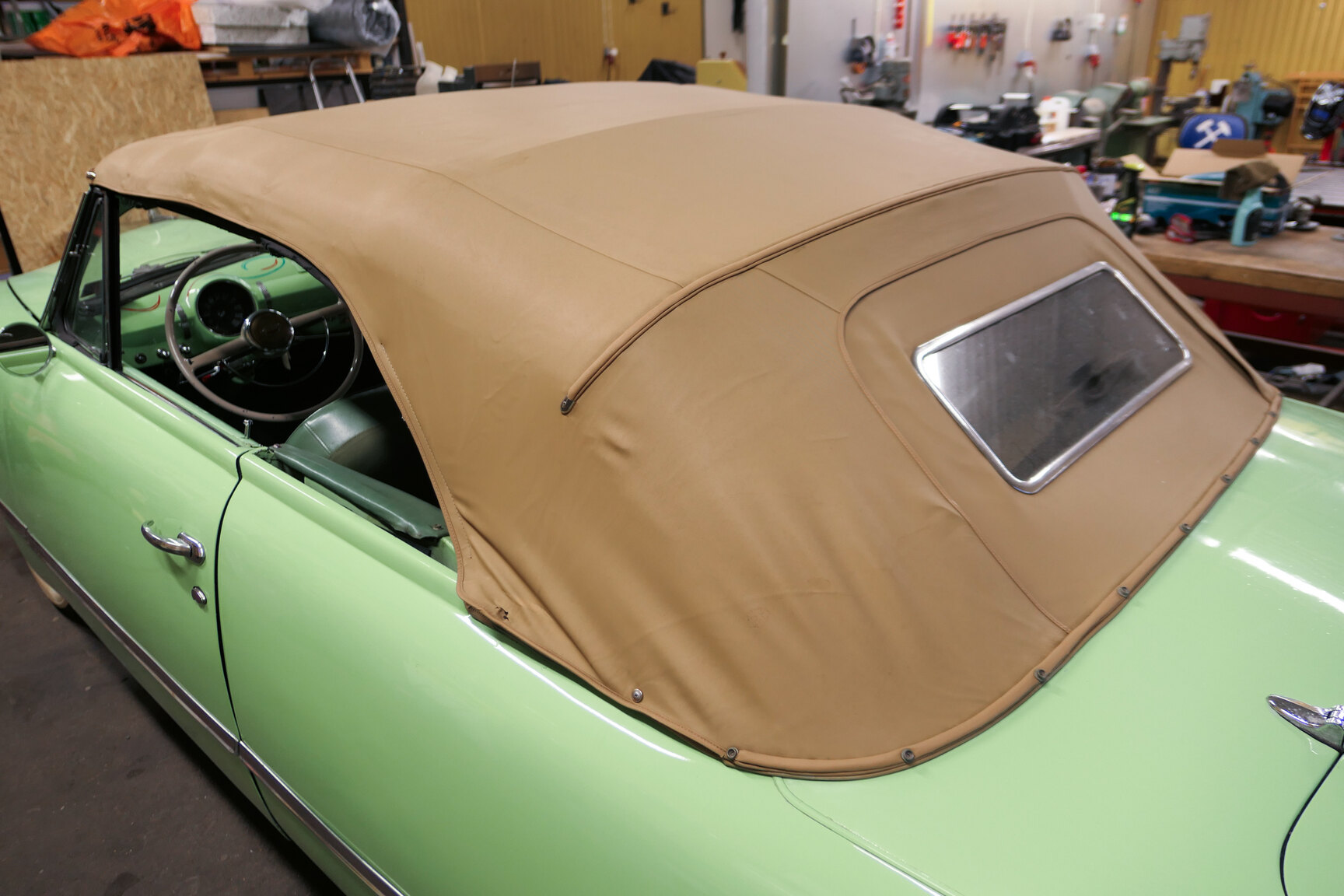 Aussenfoto 1949 Ford Custom Convertible