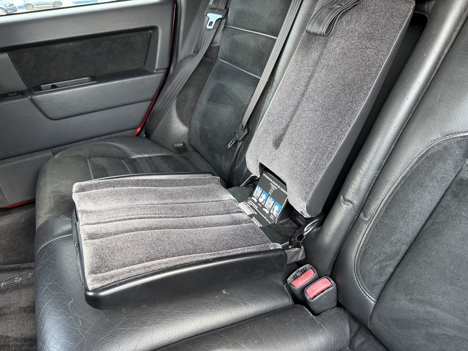 Interior image of 1996 Volvo 850 R "T-Röd"