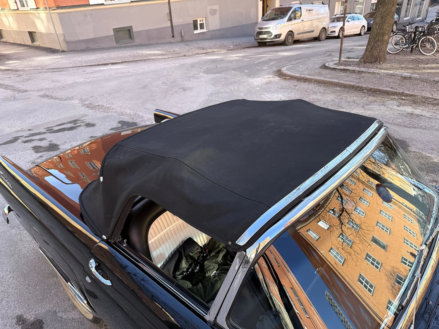 Exterior image of 1955 Ford Thunderbird (23)