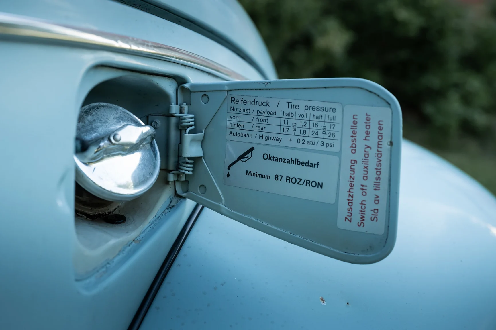 Exterior image of 1968 Volkswagen 1300 Type 11 (59)
