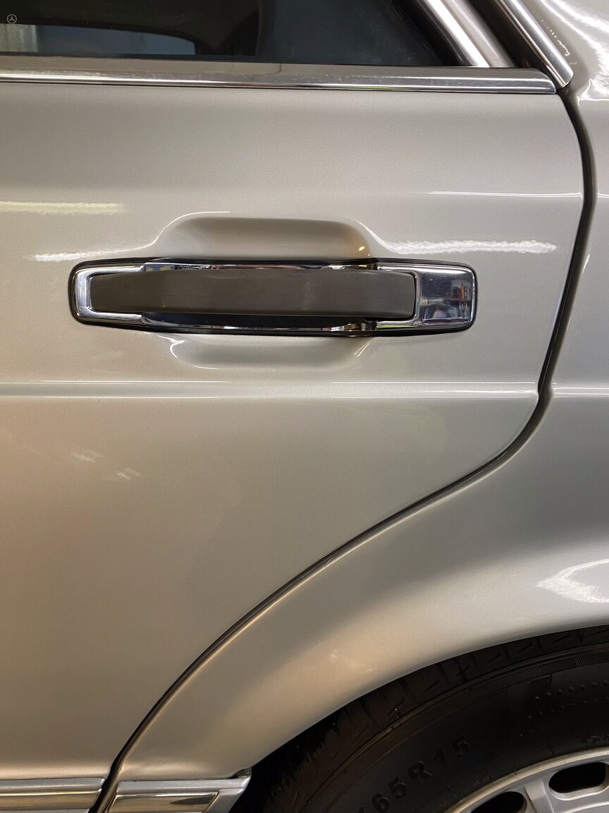 Aussenfoto 1988 Mercedes-Benz 300 SE