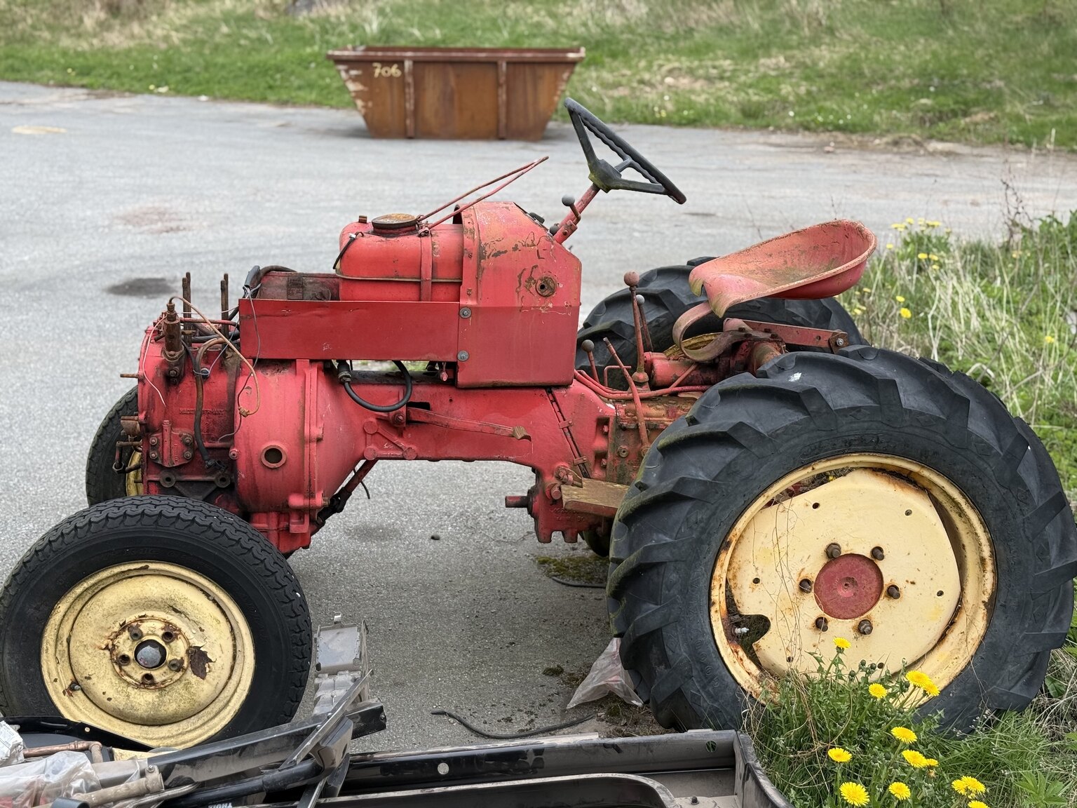 Exterior image of 1959 Porsche Diesel Traktor (Rep-objekt)
