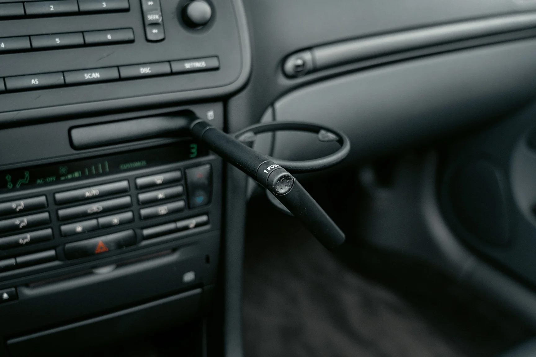 Innenraumfoto von 2004 SAAB 9-3 Aero 2.0T Cabriolet (14)