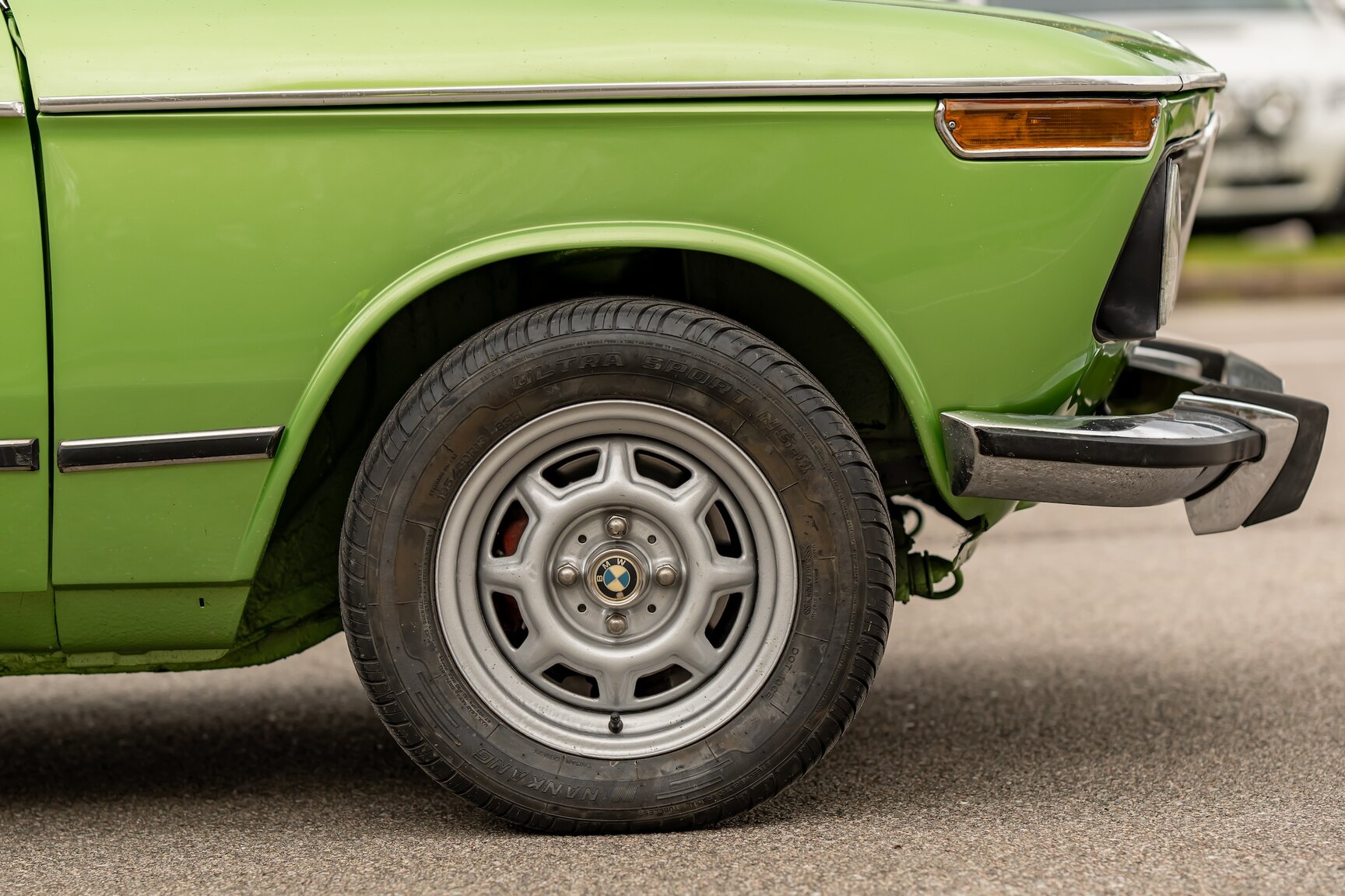 Exteriörbild på 1975 BMW 2002