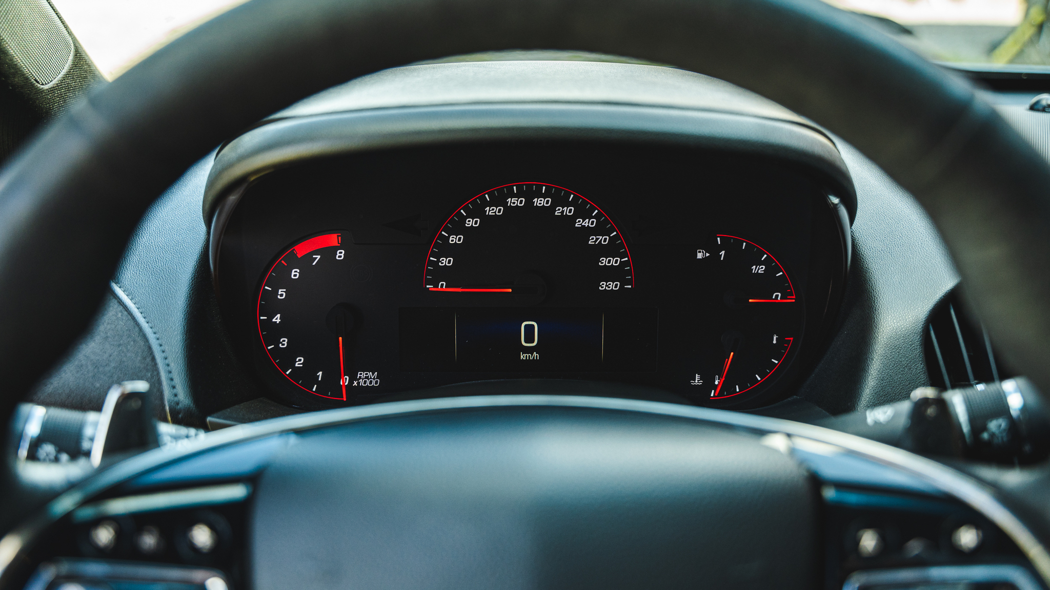 Interiörbild 2016 Cadillac ATS-V (20)