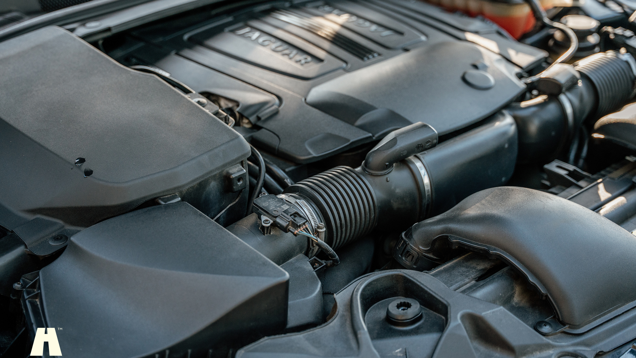 Image of 2010 Jaguar XFR (3) mechanics