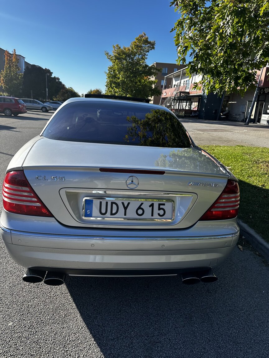 Exterior image of 2004 Mercedes-Benz CL 55 AMG
