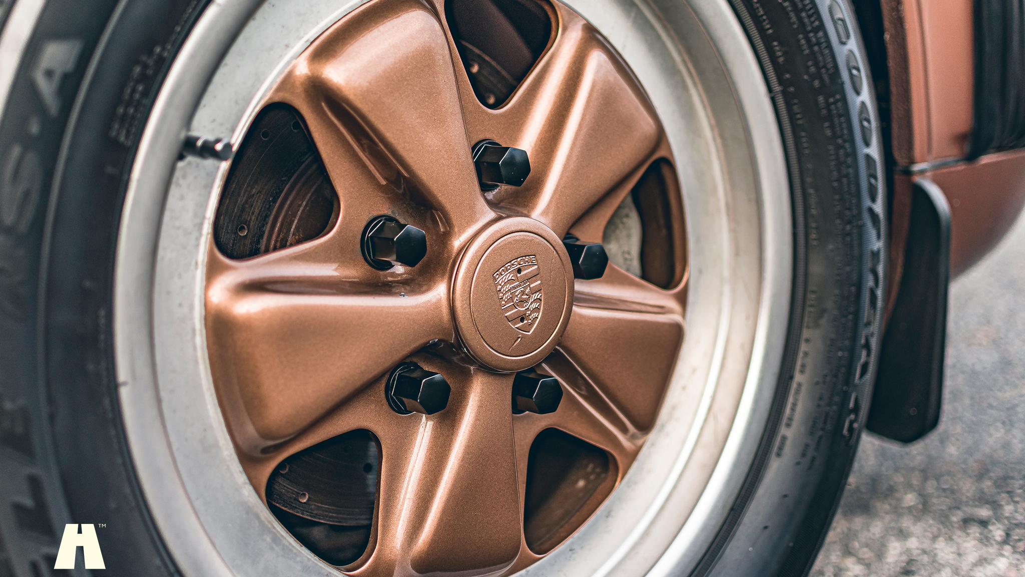 Aussenfoto 1989 Porsche 911 Carrera 3.2 Targa (44)