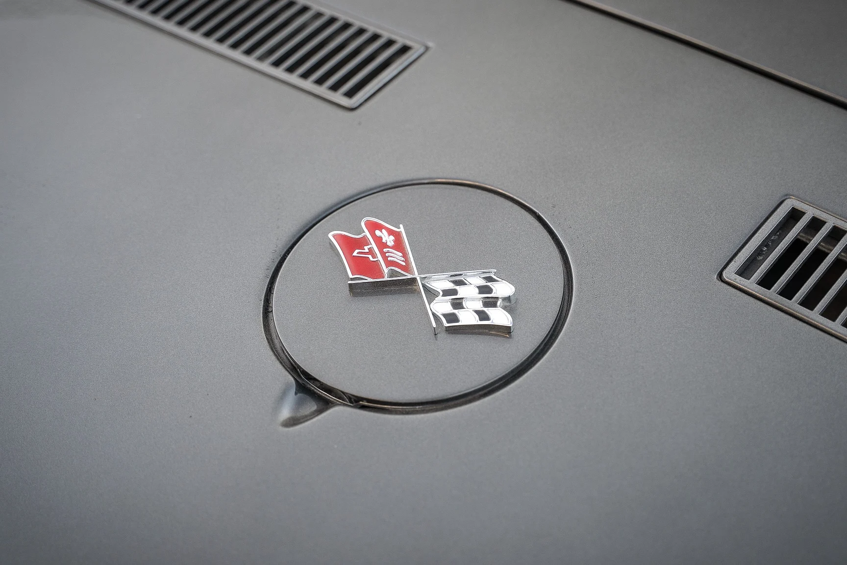 Exterior image of 1971 Chevrolet Corvette Stingray Special 598 cui V8 795 hk (13)