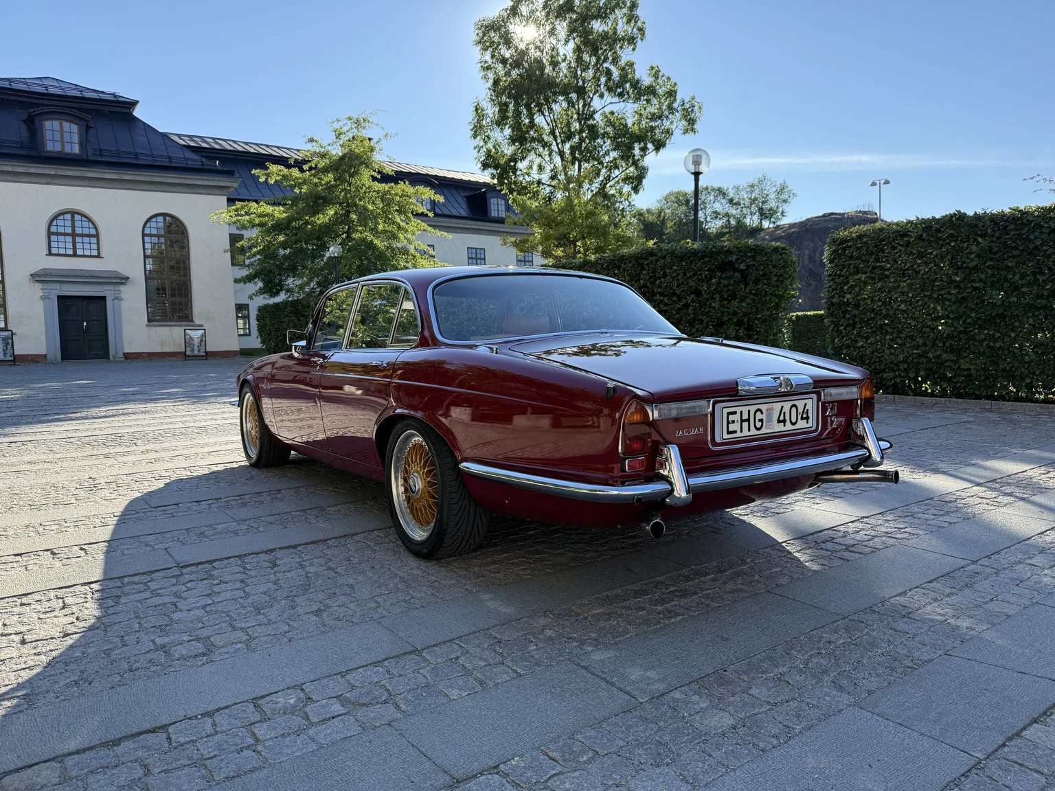 Exteriörbild på 1970 Jaguar XJ12 Performance (6)
