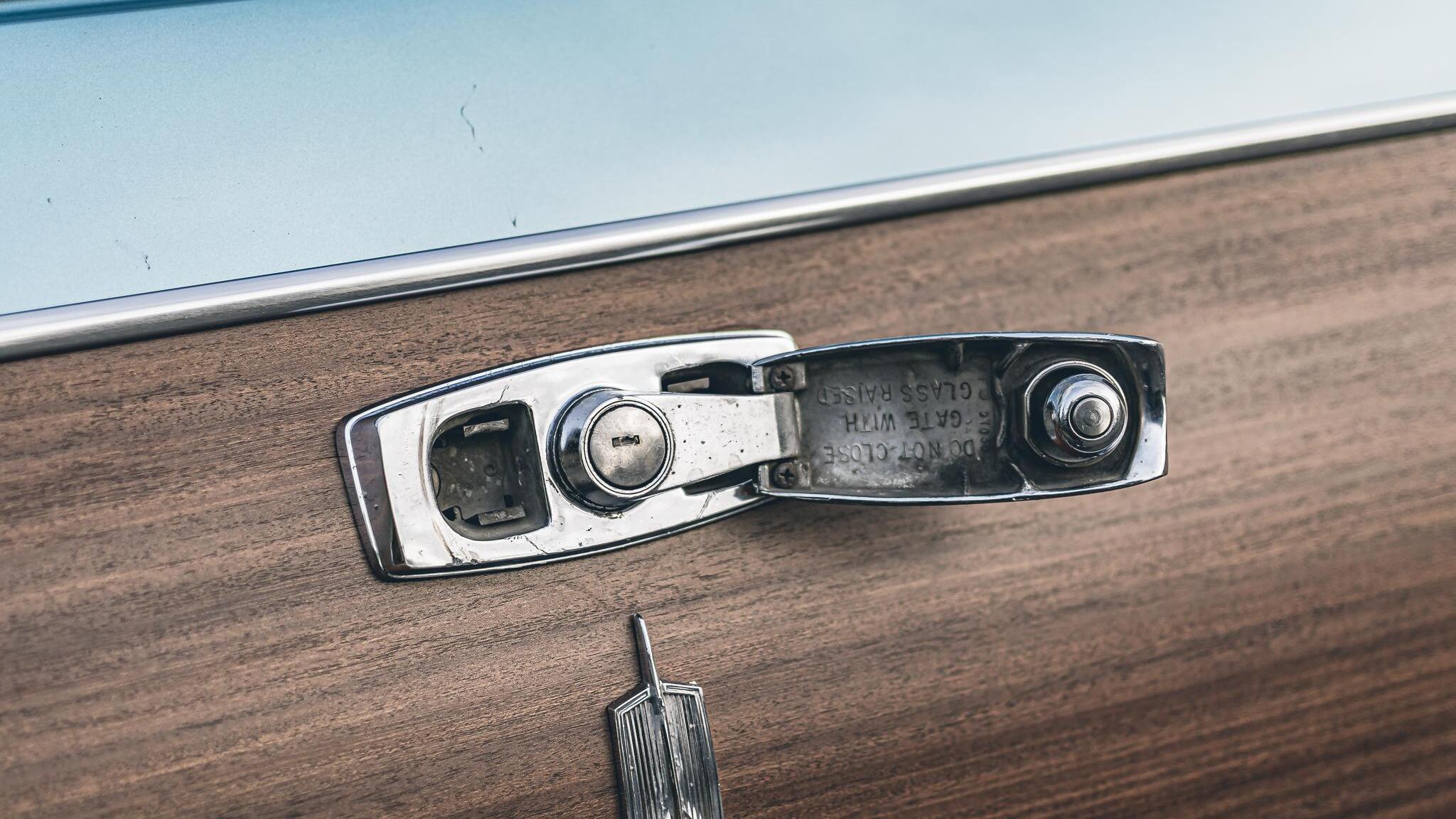 Aussenfoto 1968 Oldsmobile Vista Cruiser