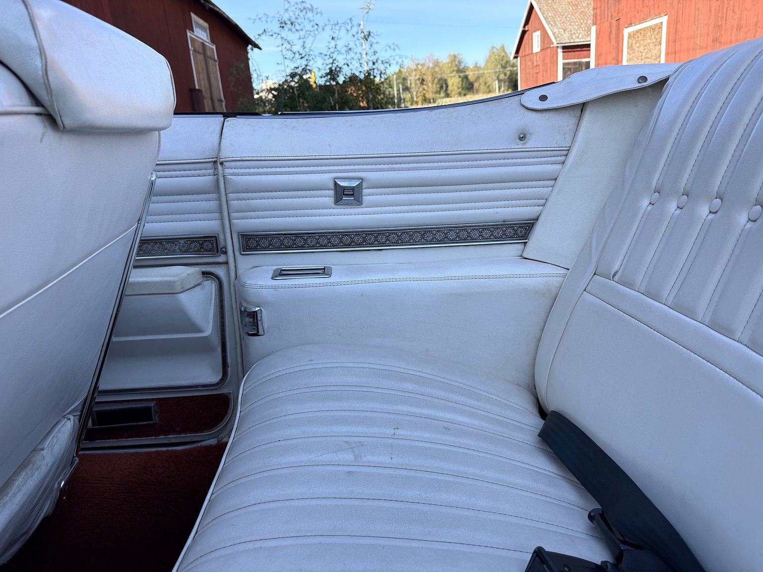 Interiörbild 1975 Oldsmobile Delta 88