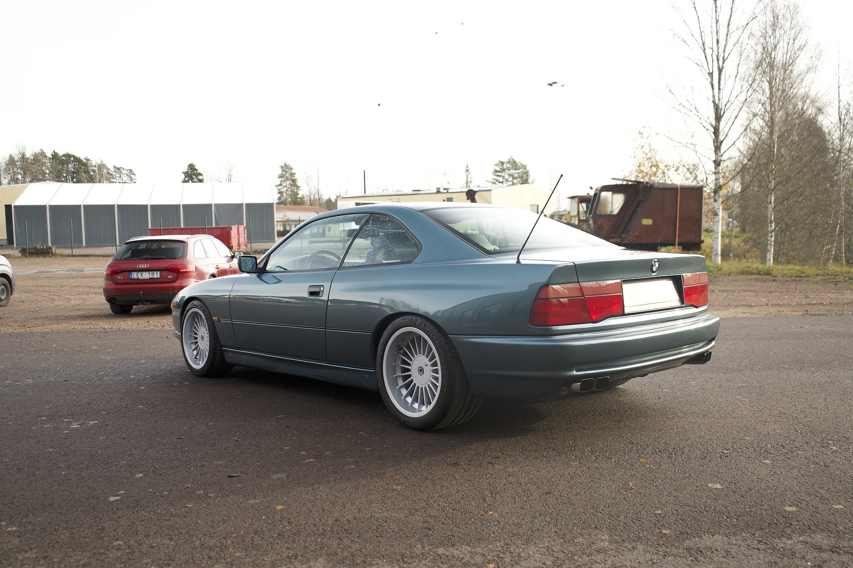 Exteriörbild på 1992 BMW 850i 6-speed manual - NO RESERVE