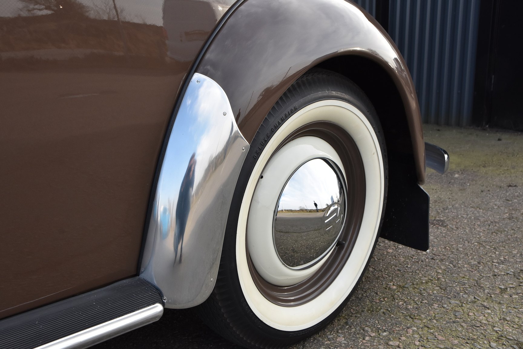 Exterior image of 1950 Volkswagen 1100 1.1 