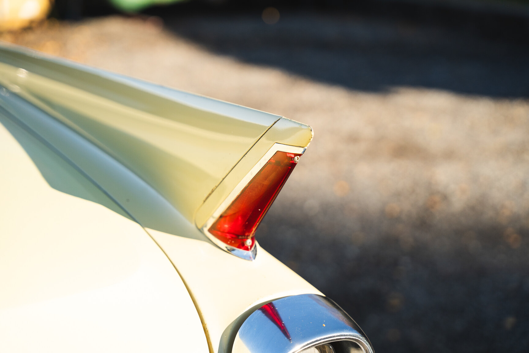 Exteriörbild på 1962 Cadillac Coupé De Ville