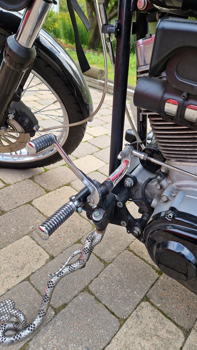 Exterior image of 2000 Harley-Davidson Softail Standard 1.4 Twin Cam 88B
