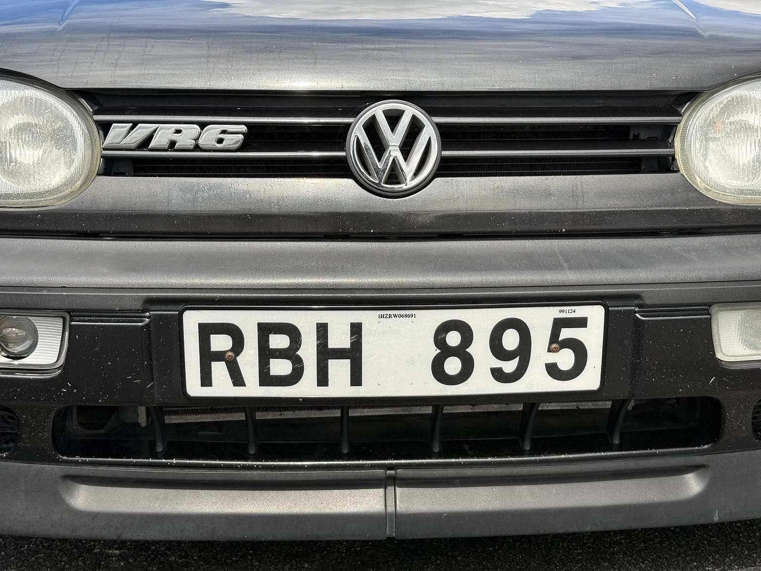 Exteriörbild på 1994 Volkswagen Golf 3-door VR6 (13)