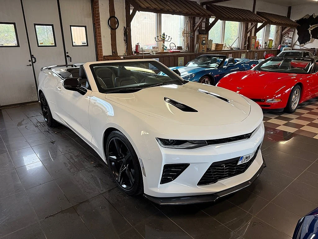 Bild von 2018 Chevrolet Camaro (10)
