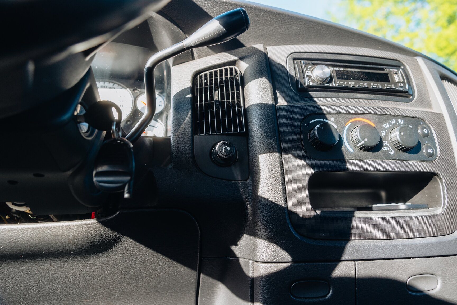 Interior image of 2004 Dodge Ram HEMI GTX 