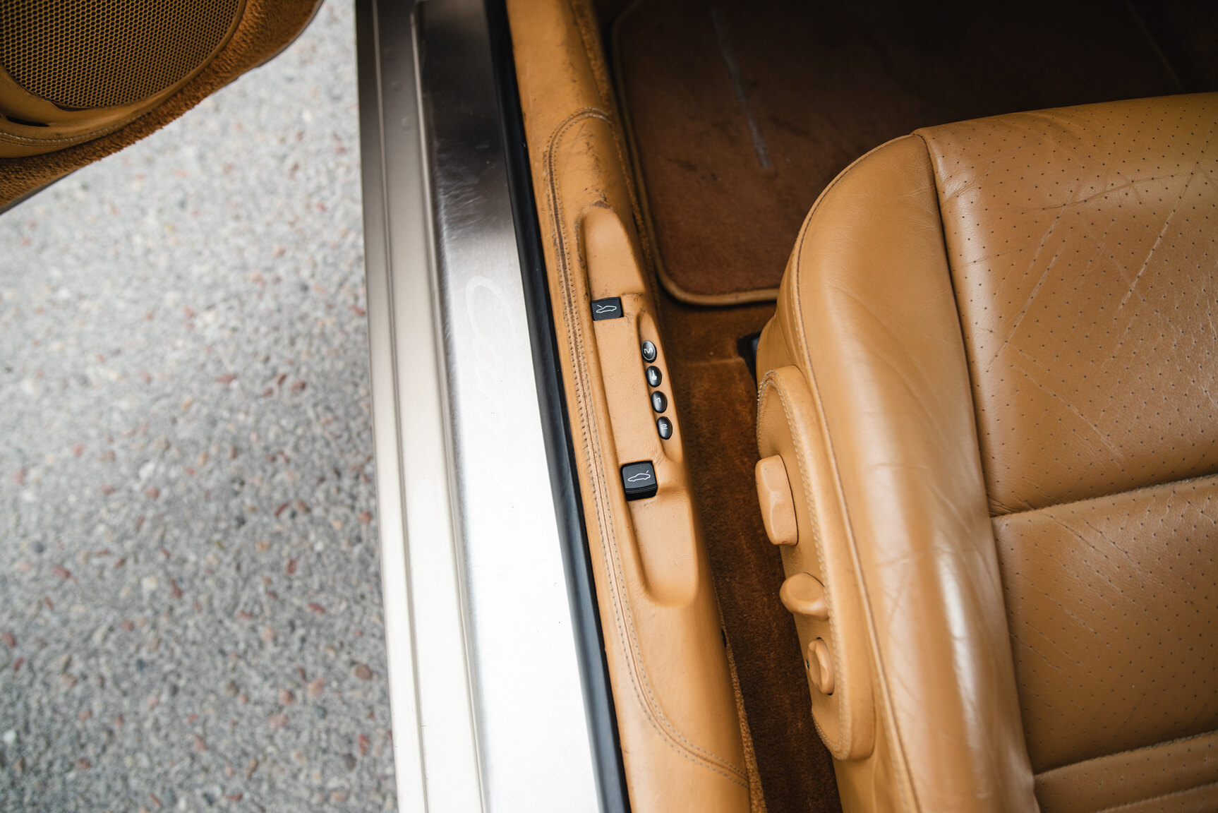 Interior image of 2004 Porsche 911 Carrera 4