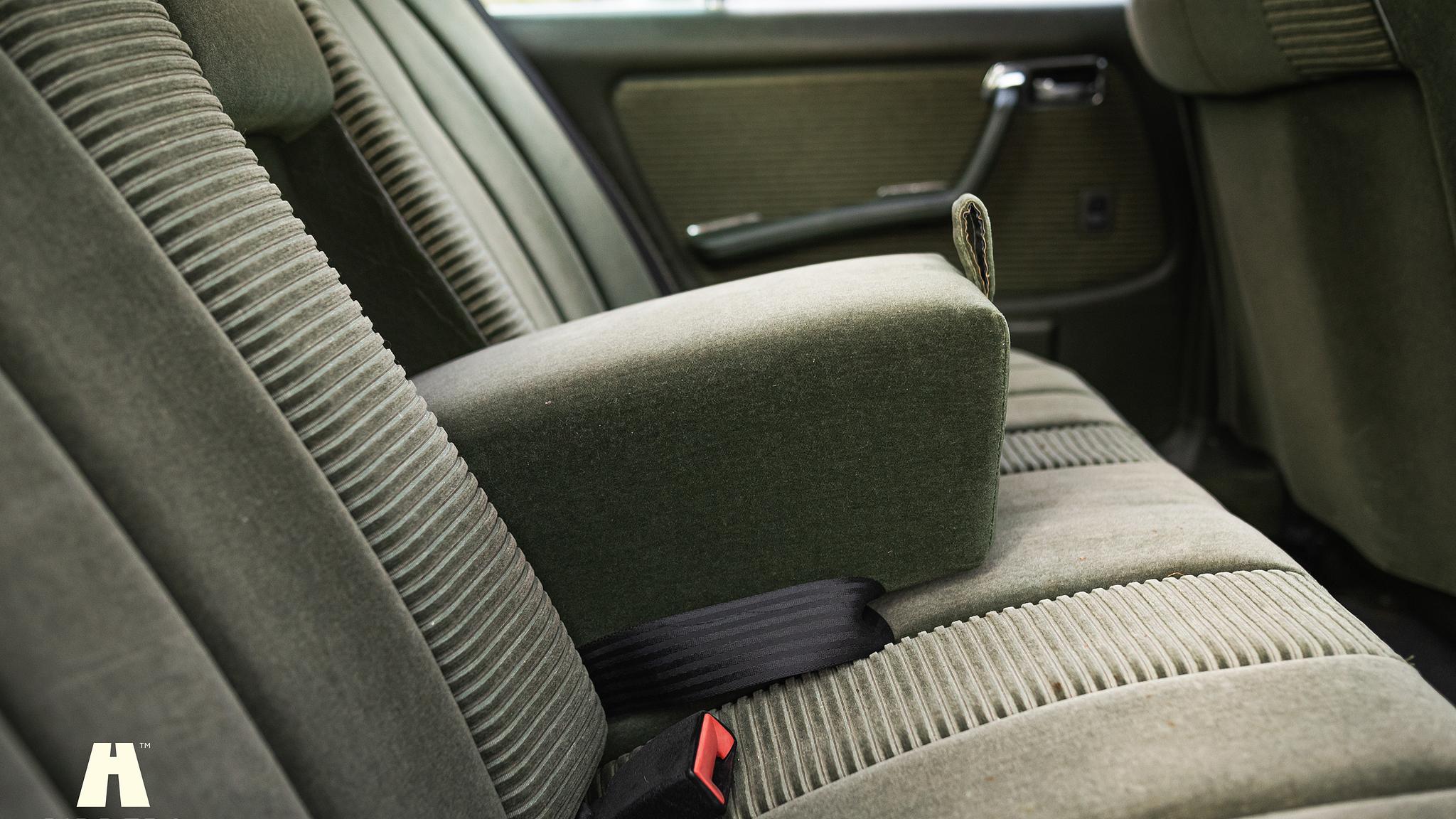 Interiörbild 1985 Mercedes-Benz 200 Series 3  (50)