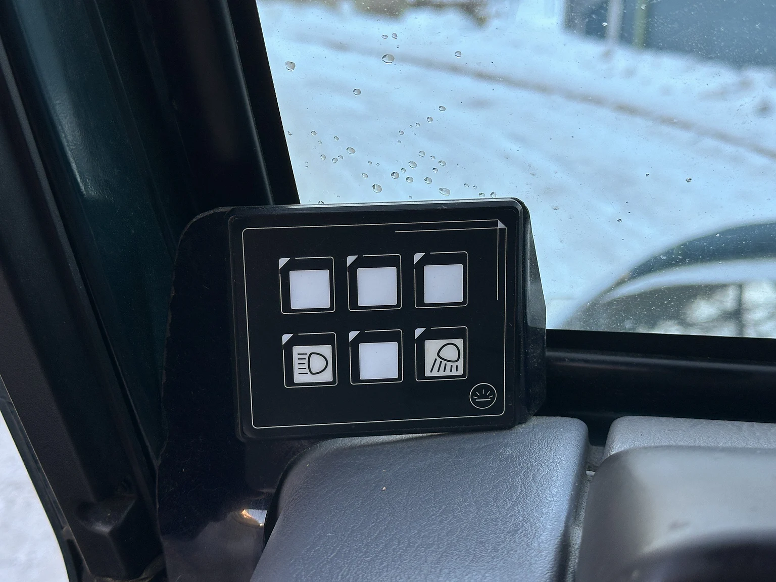 Innenraumfoto von 1997 JEEP Wrangler Hardtop 2.5 AWD (58)