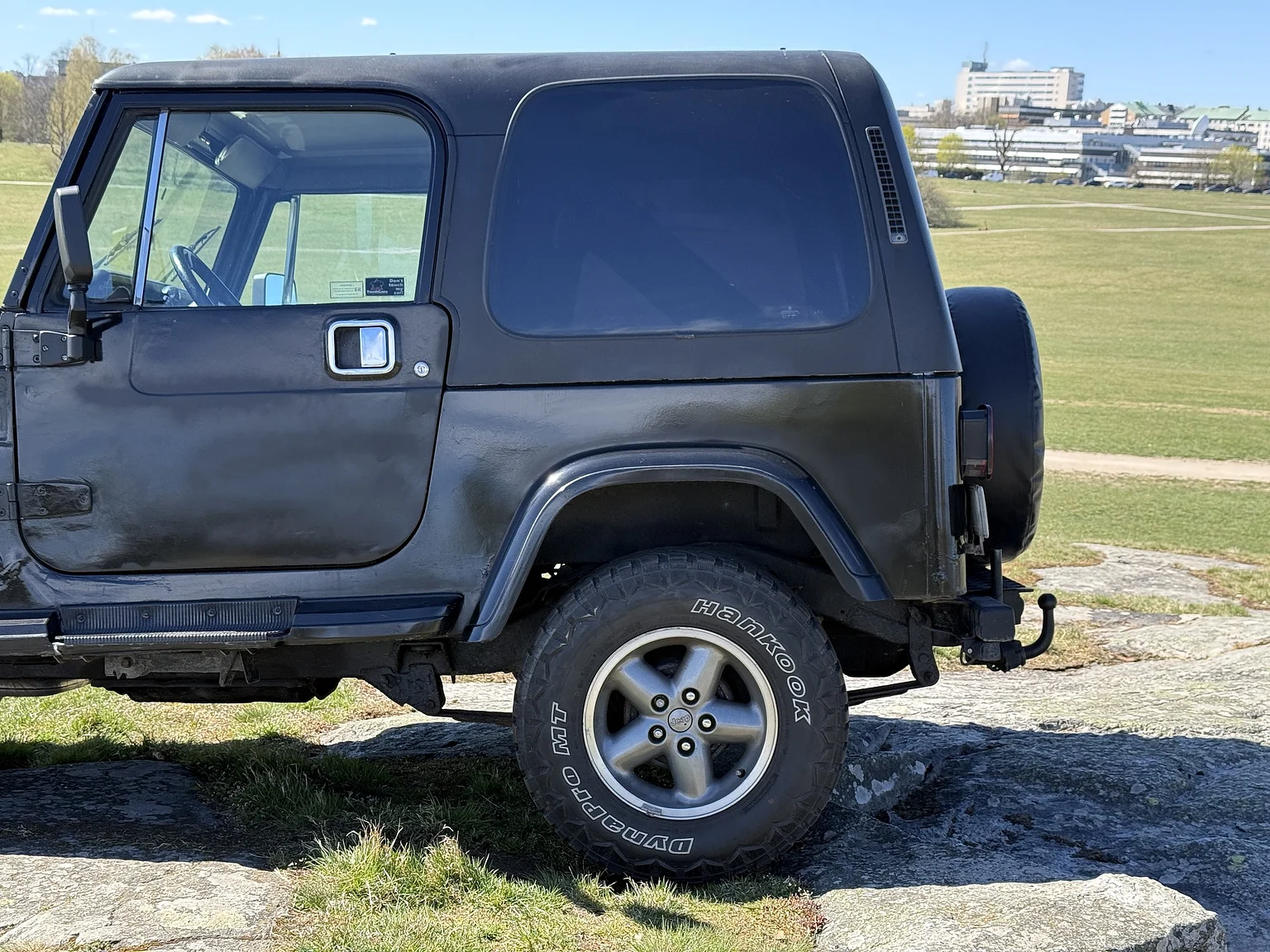 Exteriörbild på 1990 Jeep Wrangler Islander (20)