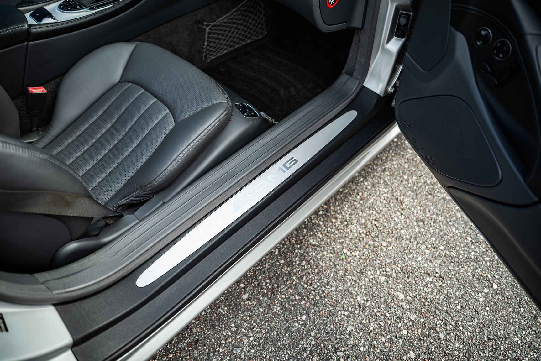 Interior image of 2002 Mercedes SL 55 AMG